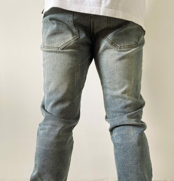 Jean – Image 2